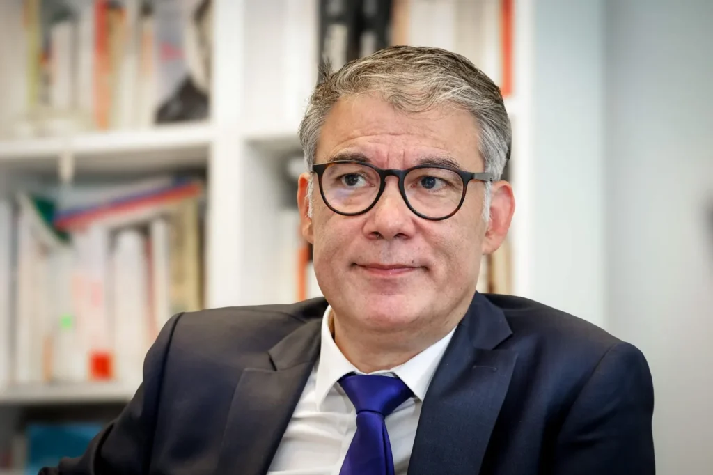 Olivier Faure taille, fortune