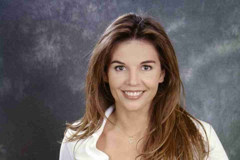 Véronika Loubry fortune et taille (1)