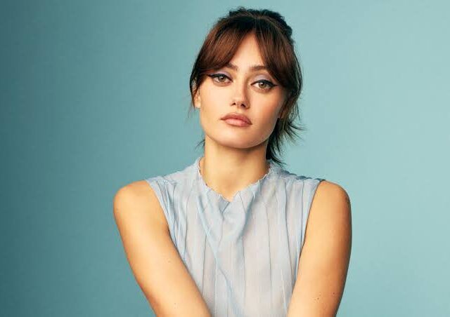 Ella Purnell : âge, taille, fortune, carrière, couple et biographie complète